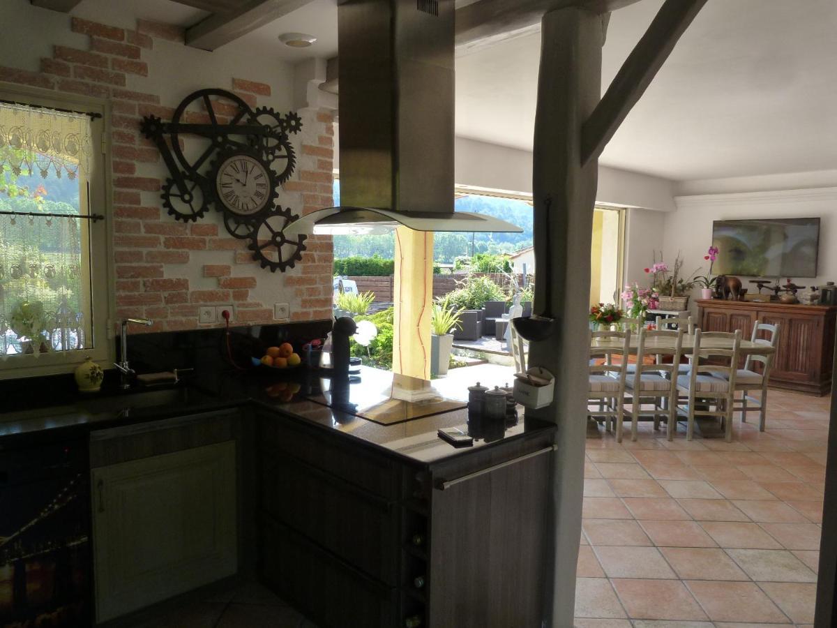 Les Bambous B&B Леван Экстерьер фото