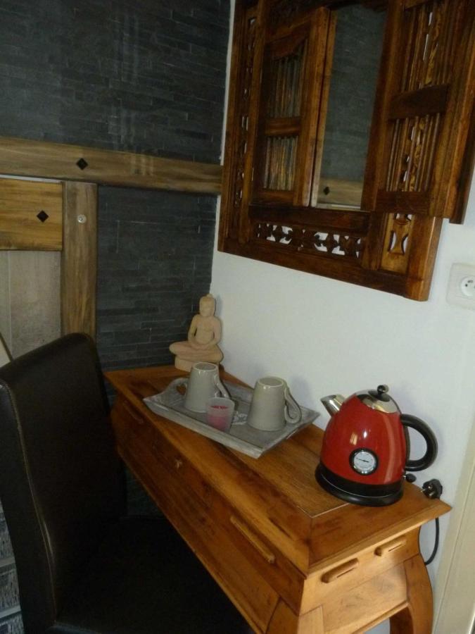 Les Bambous B&B Леван Экстерьер фото