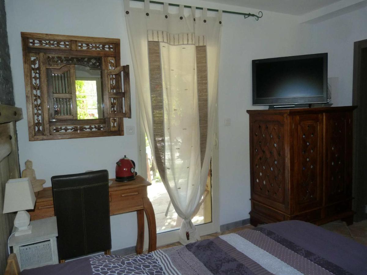 Les Bambous B&B Леван Экстерьер фото