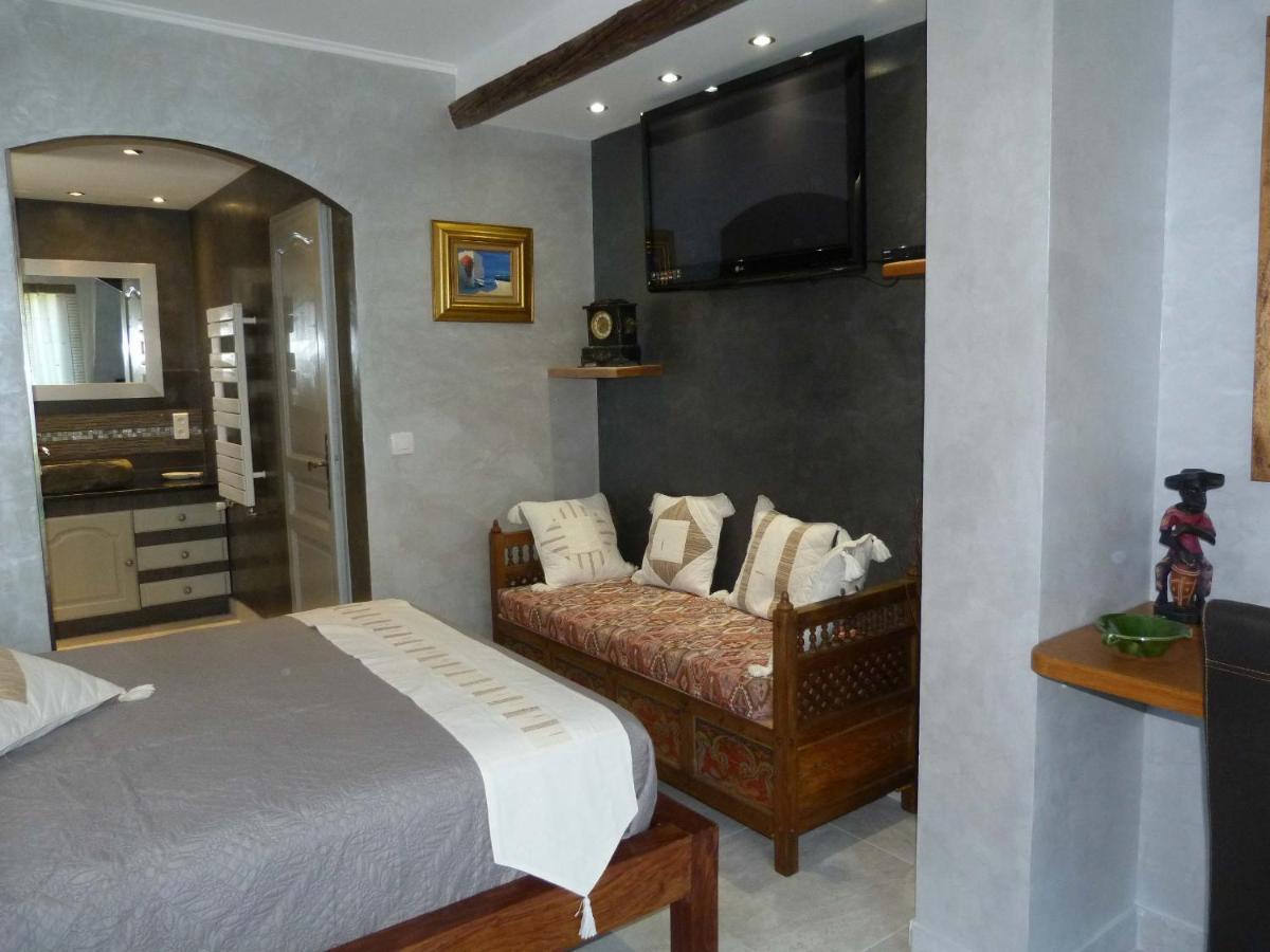 Les Bambous B&B Леван Экстерьер фото